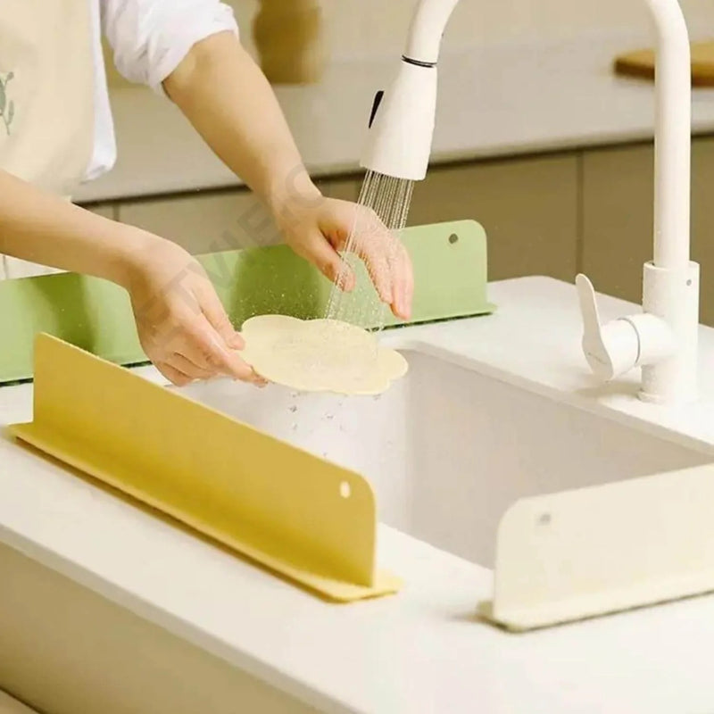 Splash Guard for Kitchen Sink & Countertop |🔥BUY 1 GET 1 FREE